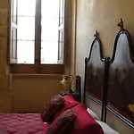 לינה וארוחת בוקר Borgoincorte 3*