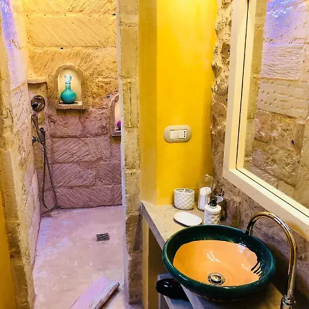 Borgoincorte 住宿加早餐酒店 3*