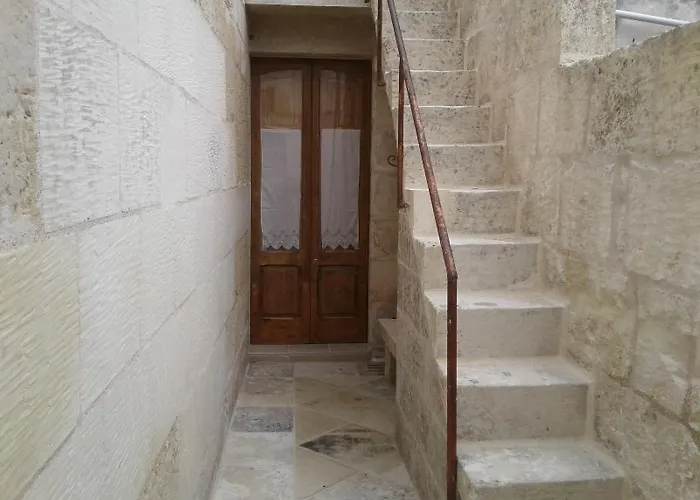 Borgoincorte לינה וארוחת בוקר