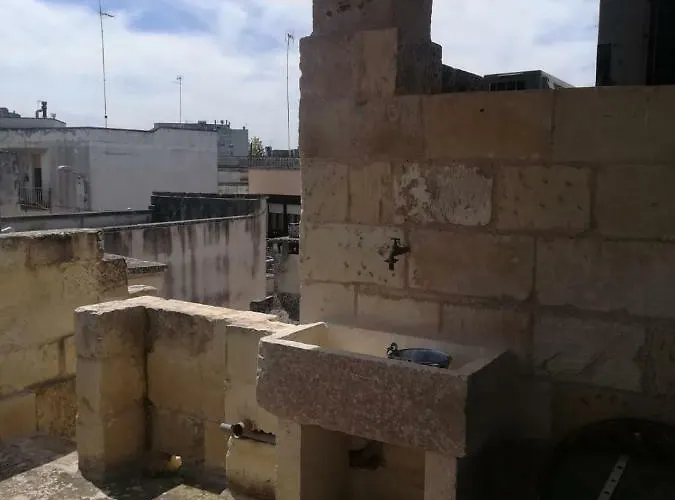 Borgoincorte לינה וארוחת בוקר 3*