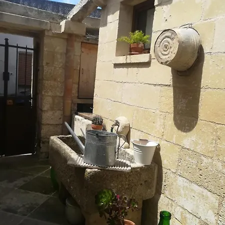 Borgoincorte Bed & Breakfast 3*
