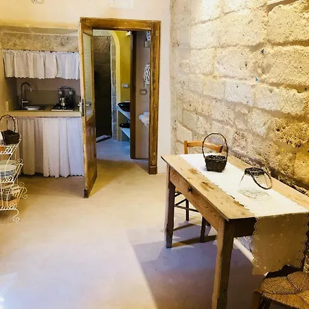 Borgoincorte Bed and breakfast Martano